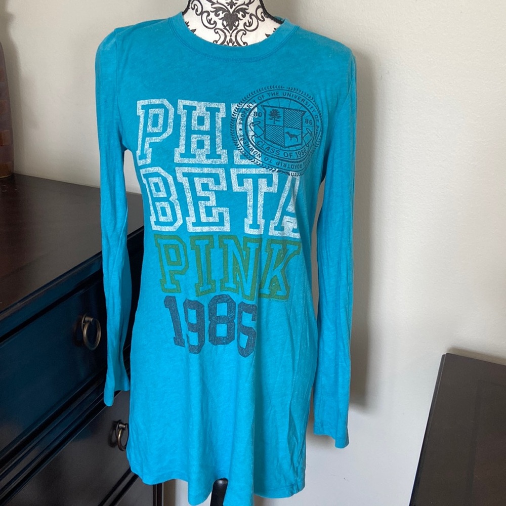 Set of 2 Victoria Secret PINK sleep shirts Large